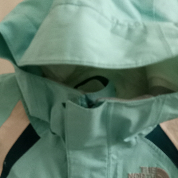 The North Face Hyvent Girl's ColorBlock Green/Ocean Foam Blue/ Jacket -SZ: 7/8 - Picture 14 of 16